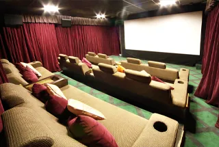 Movie Lounge