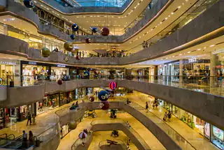 shopping plaza