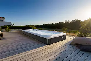 Jacuzzi