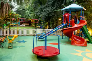 KIDS PLAY GROUND