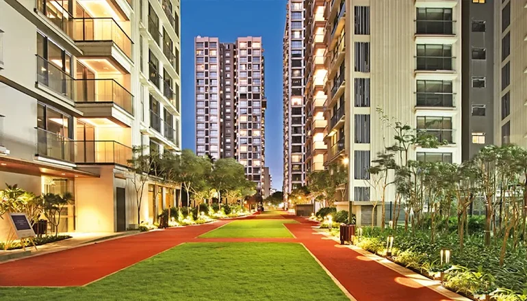 Rustomjee Seasons Overview