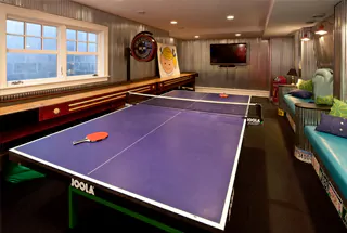 Multi Games Room